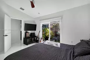 160 SW 206th Ave, Pembroke Pines, FL 33029 - Photo 17