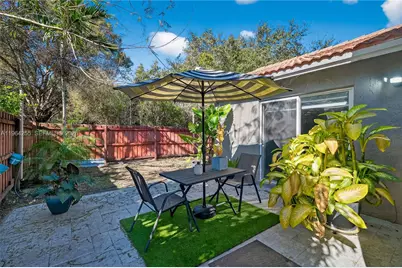 160 SW 206th Ave, Pembroke Pines, FL 33029 - Photo 29