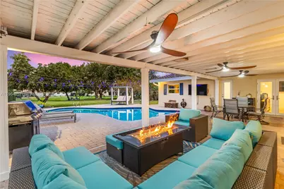 12126 NW 32nd Pl, Coral Springs, FL 33065 - Photo 5