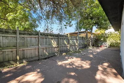 1820 SW 25th Ave, Miami, FL 33145 - Photo 31