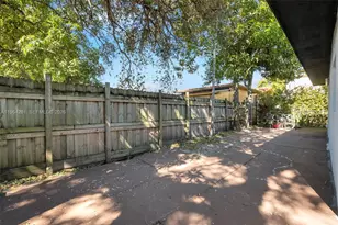 1820 SW 25th Ave, Miami, FL 33145 - Photo 31