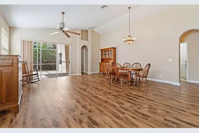 600 NW Treves Ct, Port Saint Lucie, FL 34986 - Photo 15