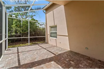 600 NW Treves Ct, Port Saint Lucie, FL 34986 - Photo 5