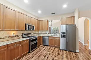 600 NW Treves Ct, Port Saint Lucie, FL 34986 - Photo 9