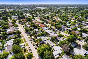 315 NW 106th St, Miami, FL 33150 - Photo 31