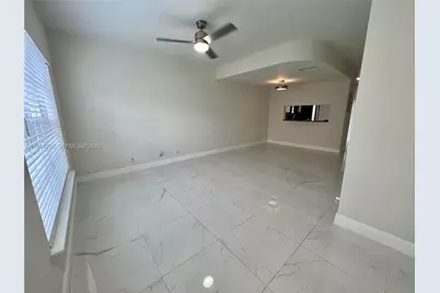 9820 NW 56th Pl, Coral Springs, FL 33076 - Photo 5