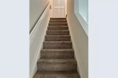 9820 NW 56th Pl, Coral Springs, FL 33076 - Photo 11