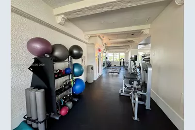 18011 Biscayne Blvd #1802, Aventura, FL 33160 - Photo 21