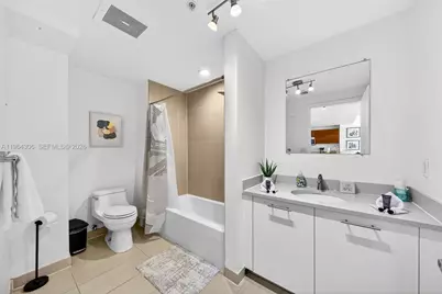 3250 NE 1st Ave #502, Miami, FL 33137 - Photo 17