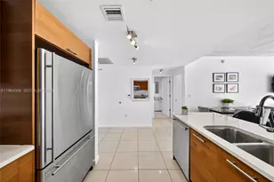 3250 NE 1st Ave, Miami, FL 33137 - Photo 3