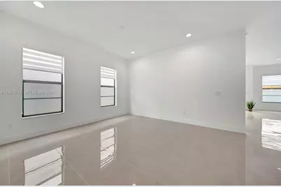 1454 SW 23rd St, Fort Lauderdale, FL 33315 - Photo 9