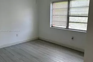 13701 Kendale Lakes Cir, Miami, FL 33183 - Photo 47