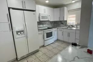 13701 Kendale Lakes Cir, Miami, FL 33183 - Photo 15