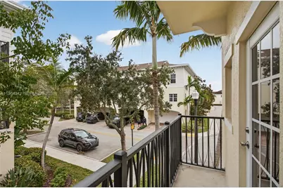 630 SW 1st Dr, Pompano Beach, FL 33060 - Photo 23