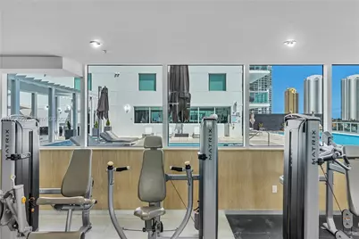 400 Sunny Isles Blvd #907, Sunny Isles Beach, FL 33160 - Photo 35