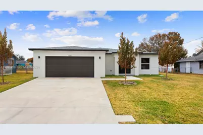 560 SW Carter Ave, Port Saint Lucie, FL 34983 - Photo 35