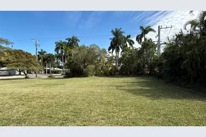 1000 Harrison St, Hollywood, FL 33019 - Photo 35