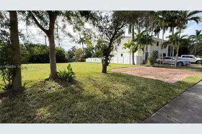 1000 Harrison St, Hollywood, FL 33019 - Photo 41