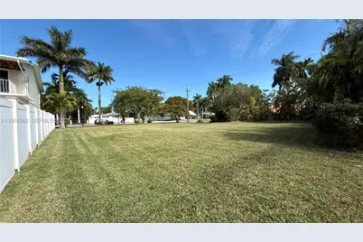 1000 Harrison St, Hollywood, FL 33019 - Photo 33