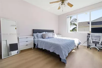 2 Simonton Cir, Weston, FL 33326 - Photo 15