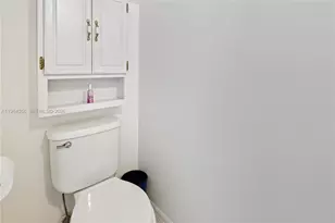 2 Simonton Cir, Weston, FL 33326 - Photo 19