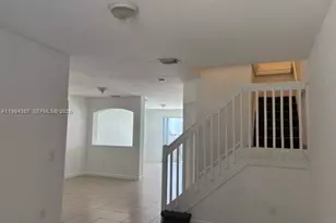 10762 NW 80th Ln, Doral, FL 33178 - Photo 3