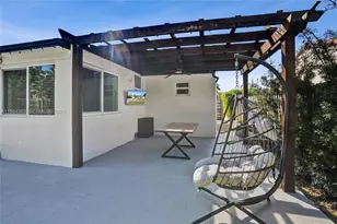 1517 Moffett St, Hollywood, FL 33020 - Photo 31