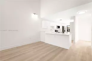 10675 NW 30th Pl, Sunrise, FL 33322 - Photo 11