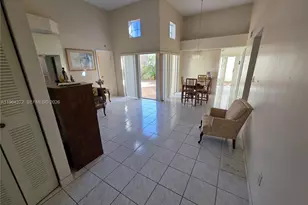 725 NW 123rd Ave, Miami, FL 33182 - Photo 3