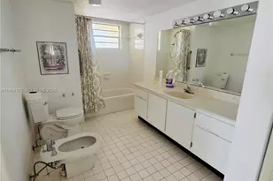 725 NW 123rd Ave, Miami, FL 33182 - Photo 7