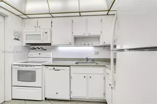 1101 Hillcrest Ct, Hollywood, FL 33021 - Photo 7