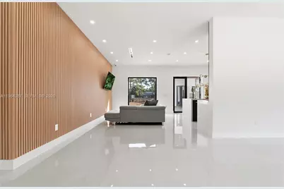 345 N Jinete St, Clewiston, FL 33440 - Photo 7