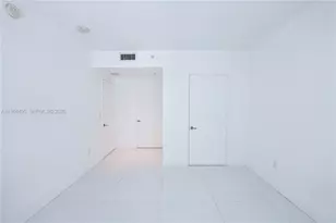 1010 SW 2nd Ave, Miami, FL 33130 - Photo 13