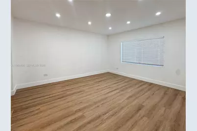 6322 NE 1st Pl, Miami, FL 33138 - Photo 17