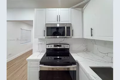 6322 NE 1st Pl, Miami, FL 33138 - Photo 11