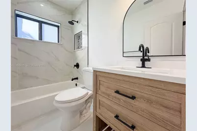 6322 NE 1st Pl, Miami, FL 33138 - Photo 13