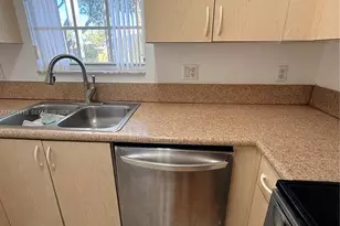 2117 NE 7th St, Homestead, FL 33033 - Photo 7