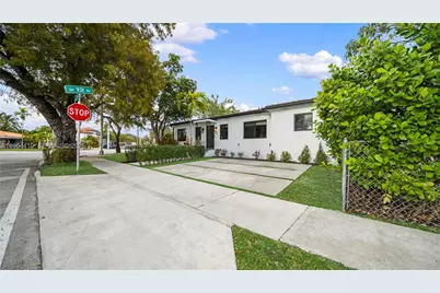 375 SW 32nd Rd, Miami, FL 33129 - Photo 3