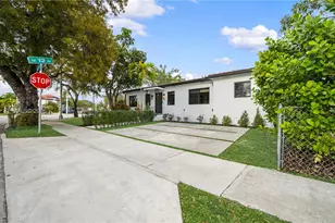 375 SW 32nd Rd, Miami, FL 33129 - Photo 3