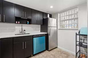 1615 Meridian Ave, Miami Beach, FL 33139 - Photo 13