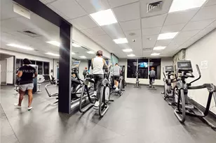 1750 N Bayshore Dr, Miami, FL 33132 - Photo 15