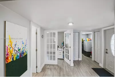 958 Mockingbird Ln #514, Plantation, FL 33324 - Photo 7