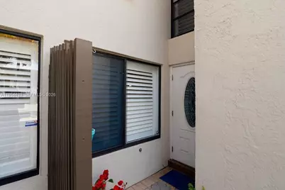 958 Mockingbird Ln #514, Plantation, FL 33324 - Photo 5