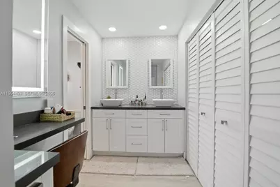 958 Mockingbird Ln #514, Plantation, FL 33324 - Photo 33