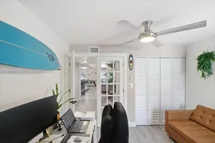 958 Mockingbird Ln, Plantation, FL 33324 - Photo 9