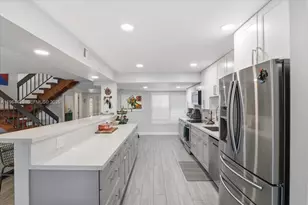 958 Mockingbird Ln, Plantation, FL 33324 - Photo 21