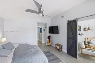 958 Mockingbird Ln, Plantation, FL 33324 - Photo 35