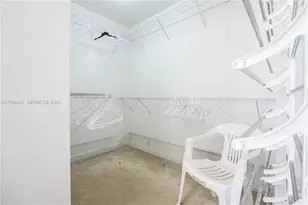 5663 NW 112th Pl, Doral, FL 33178 - Photo 29