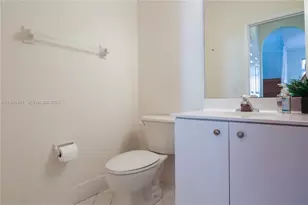 5663 NW 112th Pl, Doral, FL 33178 - Photo 25