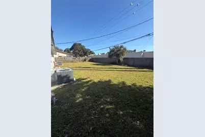 310 NE 38th St, Deerfield Beach, FL 33064 - Photo 3